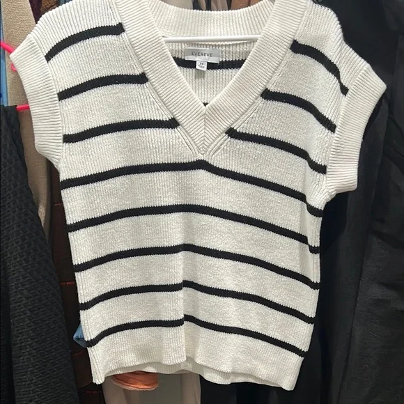 Evereve Women's Striped Sweater Vest - Black and White - Picture 1 of 1
